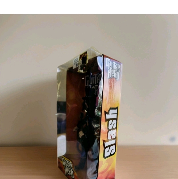 NEW McFarlane Toys Guitar Hero Slash Guns N\' Roses 10\" with Les Paul  Guitar